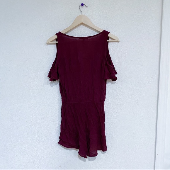 Burgundy red tie front open shoulder romper - Picture 2 of 3